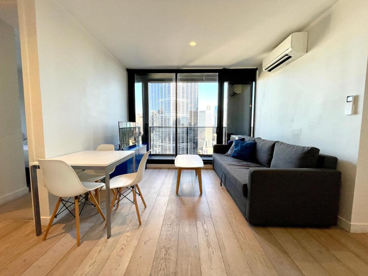 Readyset Apartments At Empire Melbourne Exterior foto
