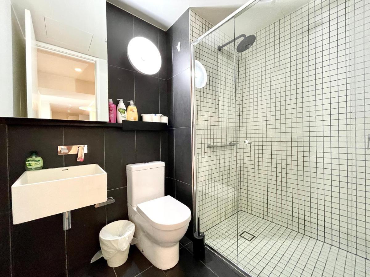 Readyset Apartments At Empire Melbourne Exterior foto